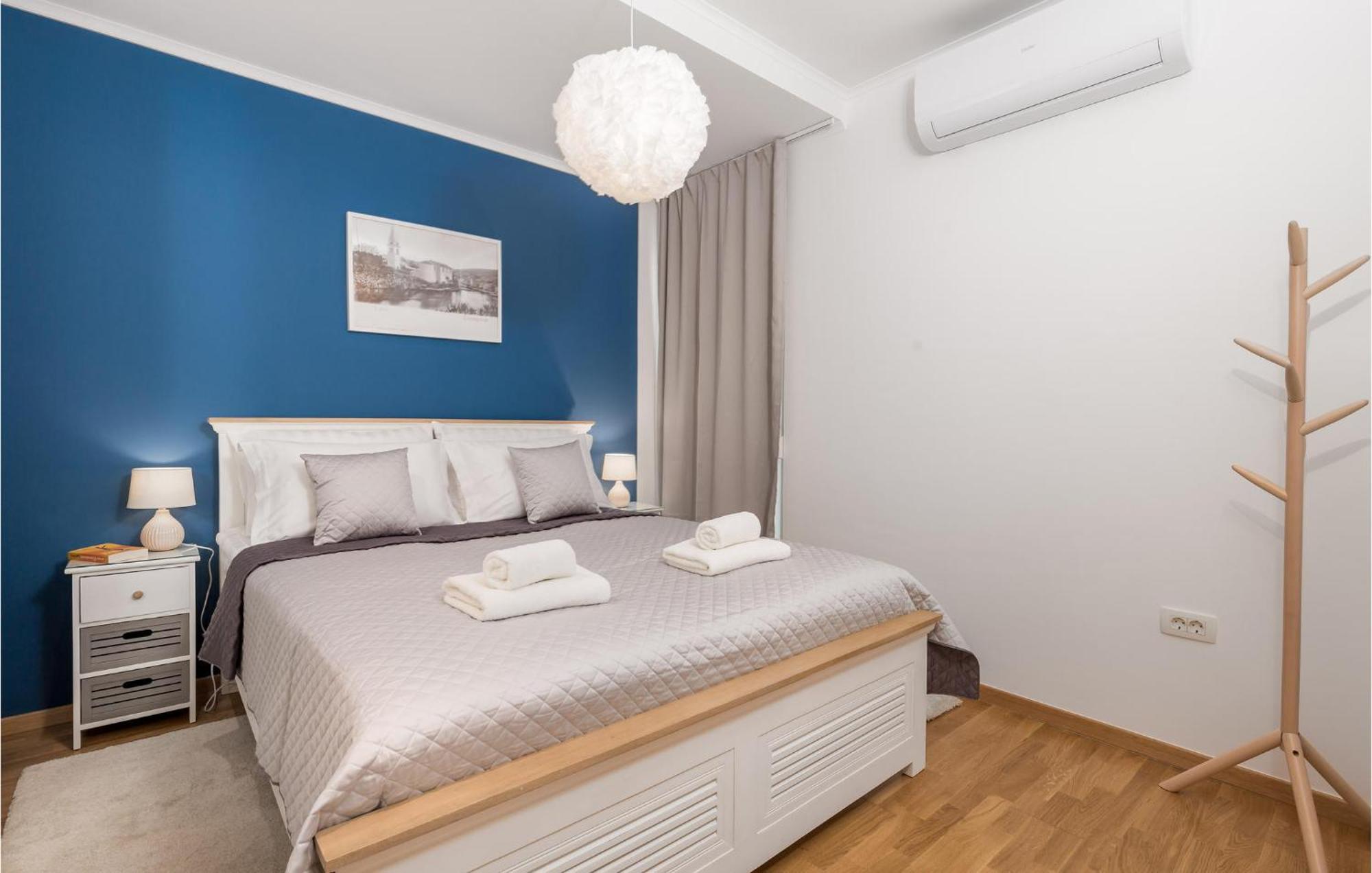 Amazing Apartment In Mali Losinj With Wifi Exterior photo