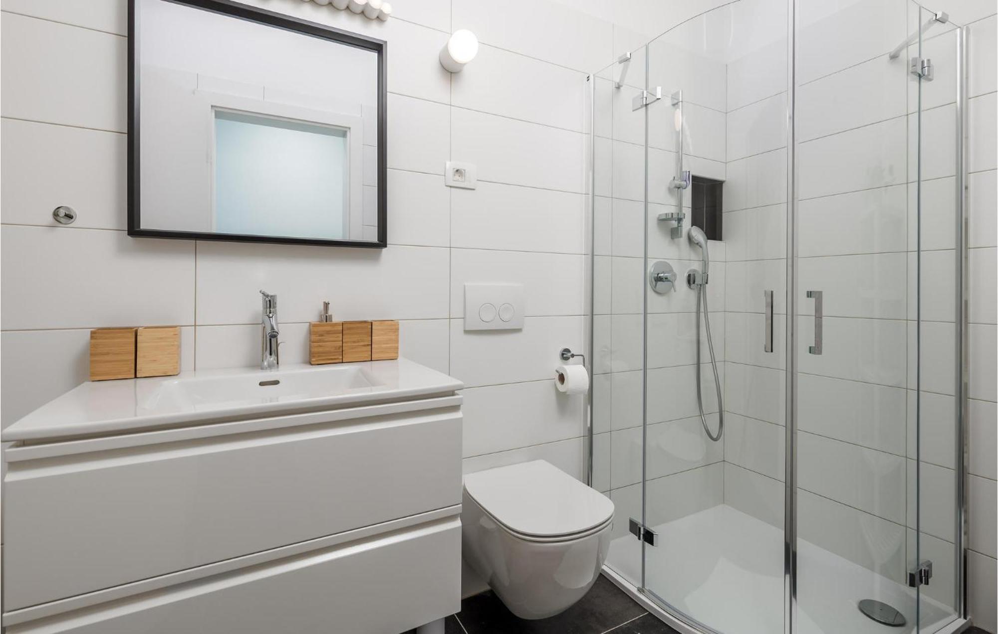 Amazing Apartment In Mali Losinj With Wifi Exterior photo