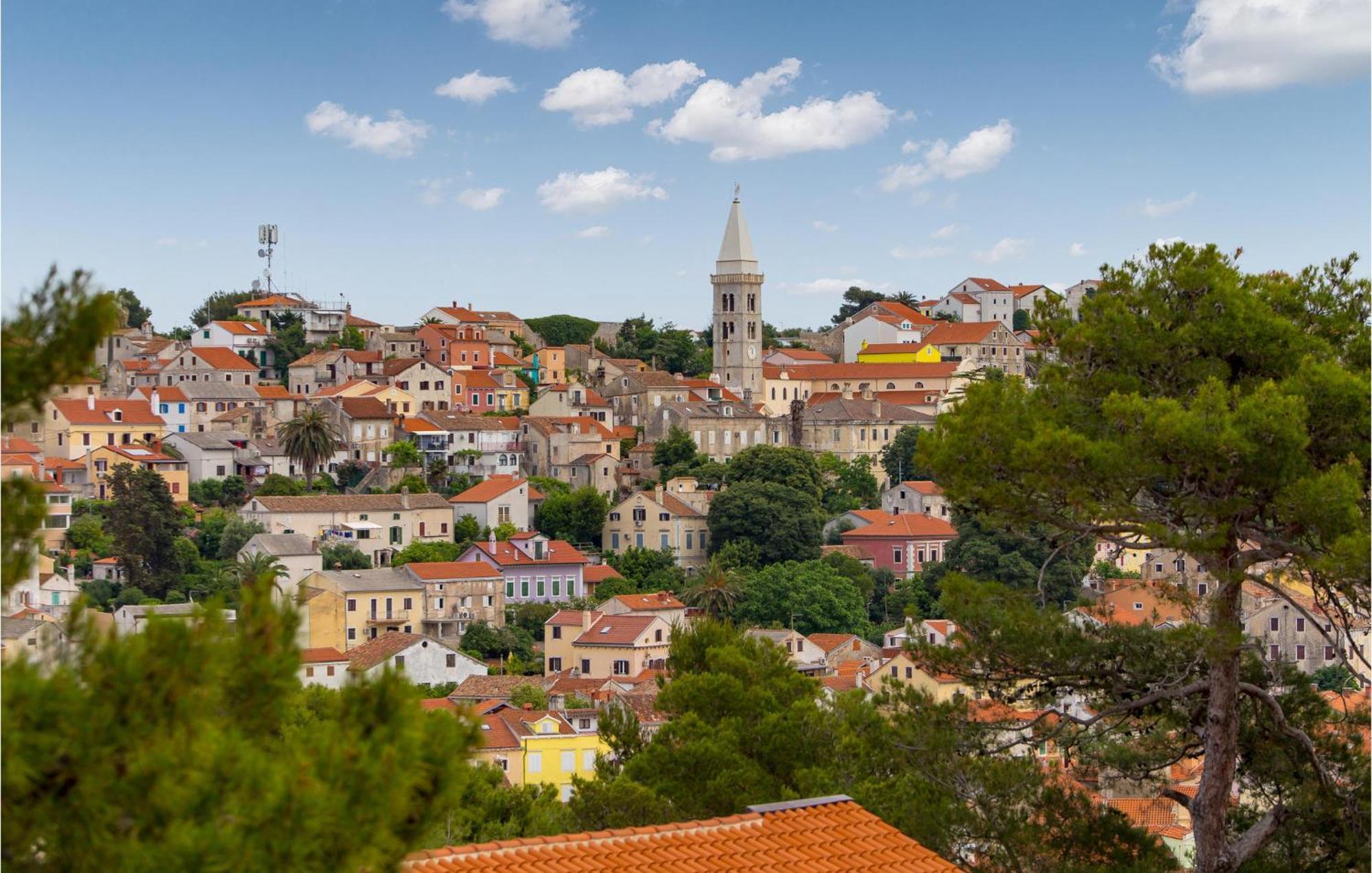 Amazing Apartment In Mali Losinj With Wifi Exterior photo